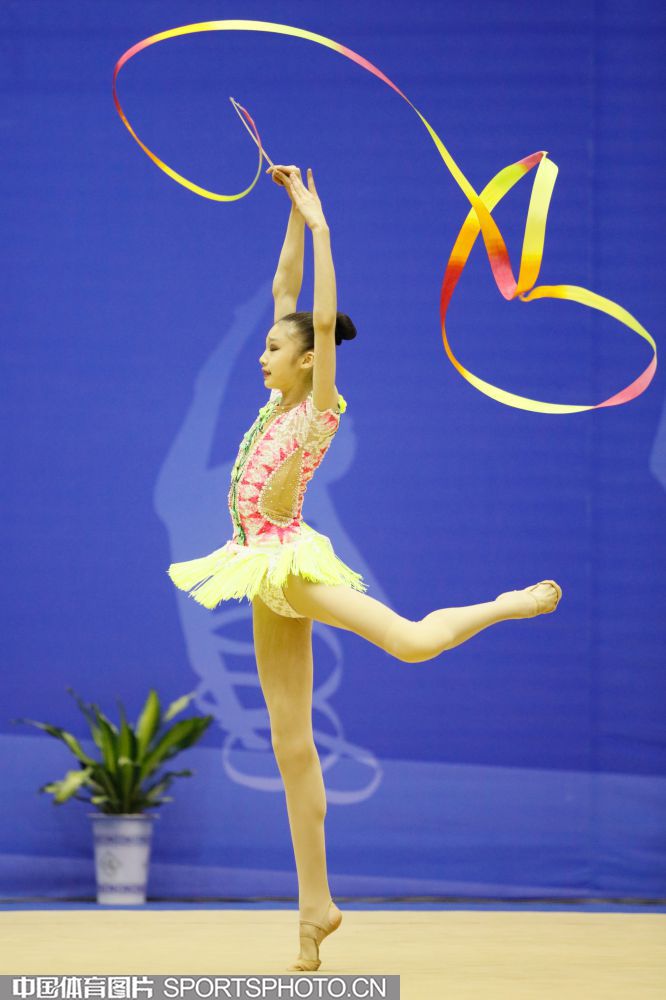 靠扬尼斯一 靠扬尼斯一